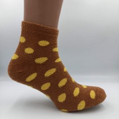 Шкарпетки жіночі теплі махра-травичка середньої довжини зимові яскраві горошок коричневий, Коричневий