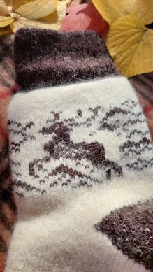 Натуральні шкарпетки жіночі вовняні теплі щільні з овечої вовни "Тепло Карпат" Орнамент сірого кольору, Рожевий